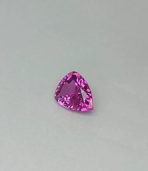 Natural Rhodolite Garnet 1.62ct Pear Shape Loose Gemstone From Tanzania — view 1